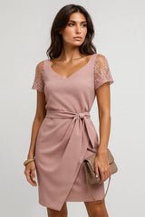 Női elegáns csipke fél ujjú