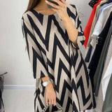 Fashion Round Neck Loose Slimming Stripes Dress-8