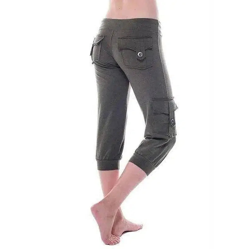 Yoga cropped pants with elastic waist button pockets-Green-6