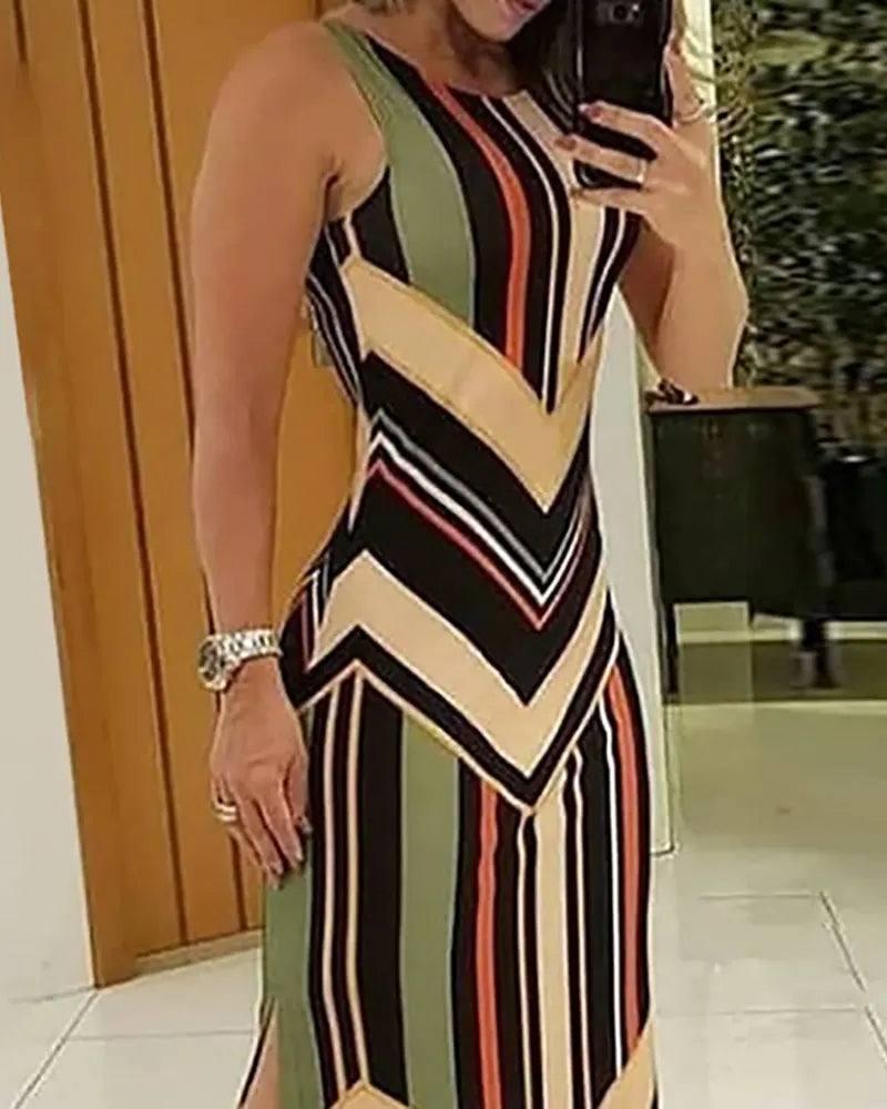 Stylish Chevron Maxi Dress for Elegant Evenings-4